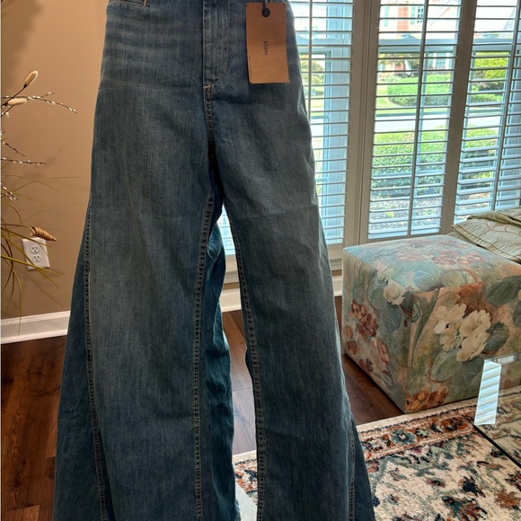 FUN, FUNKY, UNIQUE, SEXY & VINTAGY WIDE LEGGED JEANS IN SUPERB CONDITION. - Picture 3 of 9